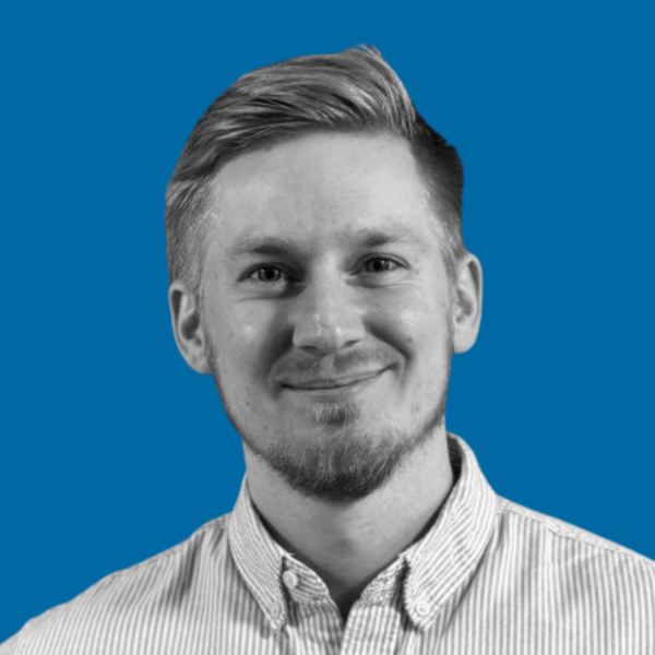 Alex Burgess - Account Director at Air Marketing with 10+ years’ sales experience, focused on strategic client growth, campaign performance, and driving long-term revenue success.