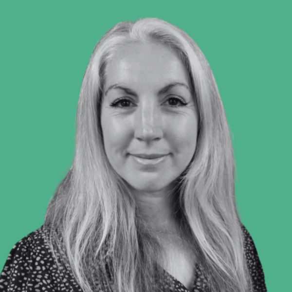 Esta Rigler - Finance Director at Air Marketing with extensive experience across multiple industries, leading financial strategy, reporting, and operational management to support business growth and decision-making.