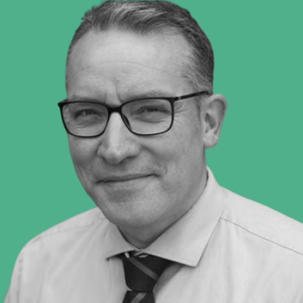Scott Walker - Commercial Director at Air Marketing with 25+ years’ experience in sales, marketing, digital transformation, and operational leadership, helping businesses drive growth and long-term commercial success.